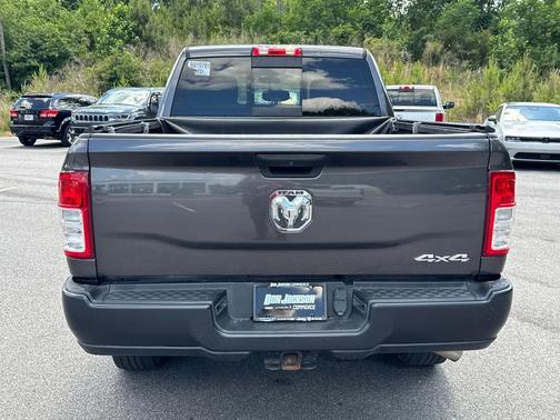 Granite Crystal Metallic Clearcoat 2021 RAM 2500 Tradesman Crew Cab 4x4 6'4' Box