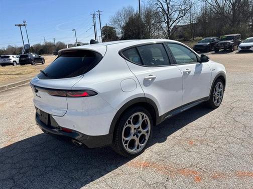 2024 Alfa Romeo Tonale Veloce EAWD