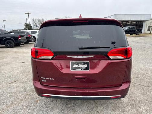2020 Chrysler Pacifica Touring L