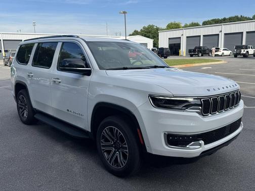 Bright White Clearcoat 2025 Jeep Wagoneer 4x2