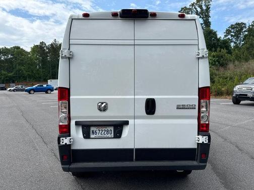 Bright White Clearcoat 2026 RAM ProMaster 2500 Tradesman