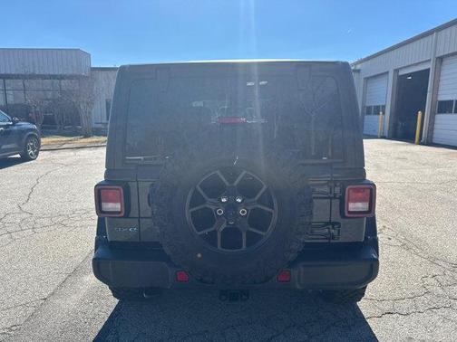 2025 Jeep Wrangler 4xe Willys