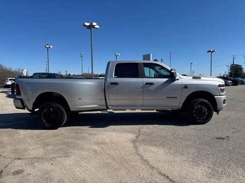 2026 RAM 3500 Big Horn Crew Cab 4x4 8' Box