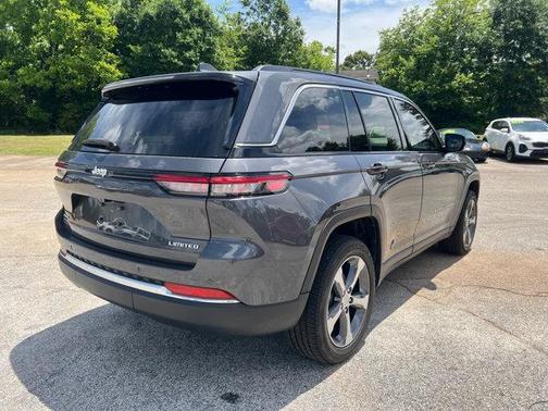 Baltic Gray Metallic Clearcoat 2024 Jeep Grand Cherokee Limited