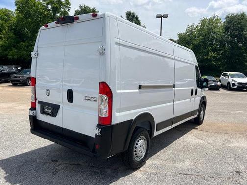 Bright White Clearcoat 2026 RAM ProMaster 2500 Tradesman