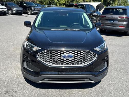 Agate Black Metallic 2024 Ford Edge