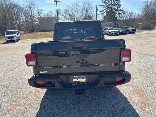 2026 Jeep Gladiator Sport S