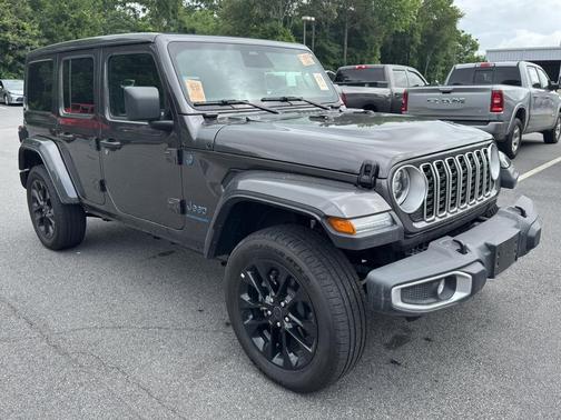 Granite Crystal Metallic Clearcoat 2025 Jeep Wrangler 4xe Sahara