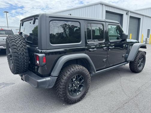 Black Clearcoat 2025 Jeep Wrangler 4xe Willys