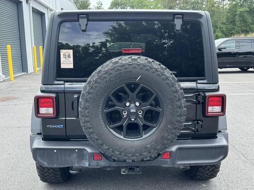 Black Clearcoat 2025 Jeep Wrangler 4xe Willys