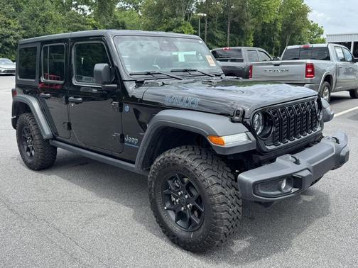 Black Clearcoat 2025 Jeep Wrangler 4xe Willys