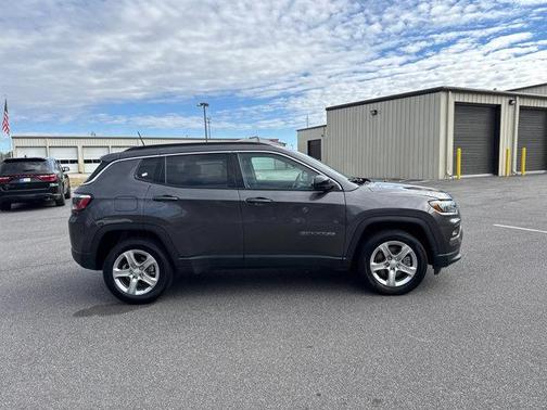 2024 Jeep Compass Latitude