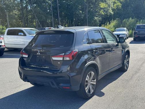 Labrador Black Pearl 2024 Mitsubishi Outlander Sport SE