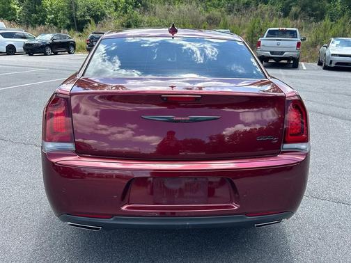 Velvet Red Pearlcoat 2021 Chrysler 300 S