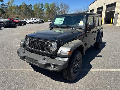 Black Clearcoat 2026 Jeep Wrangler Sport