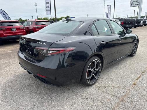 2024 Alfa Romeo Giulia Veloce AWD
