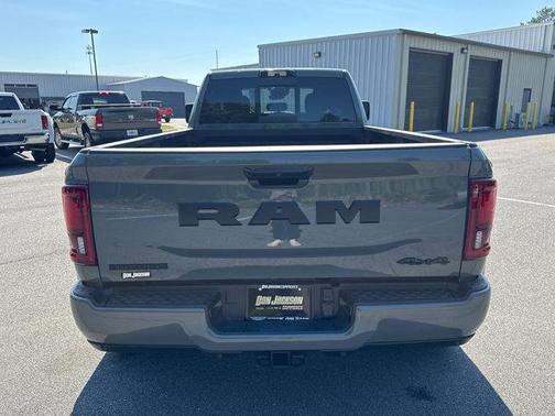 Ceramic Gray Clearcoat 2026 RAM 3500 Big Horn Crew Cab 4x4 8' Box