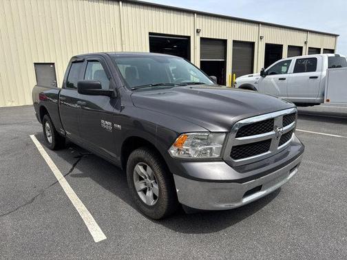 Granite Crystal Metallic Clearcoat 2019 RAM 1500 Tradesman