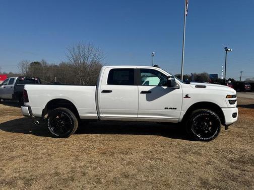 2026 RAM 2500 Big Horn Crew Cab 4x4 6'4' Box