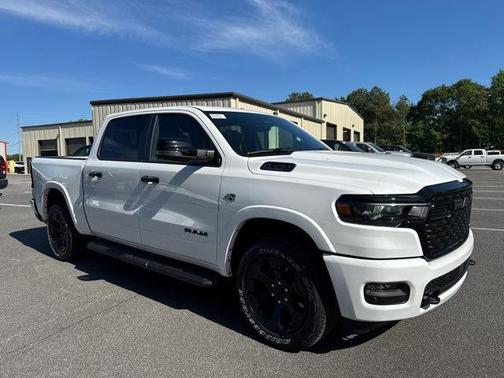 Bright White Clearcoat 2026 RAM 1500 Big Horn/Lone Star