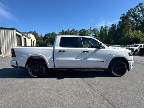 Bright White Clearcoat 2026 RAM 1500 Big Horn/Lone Star