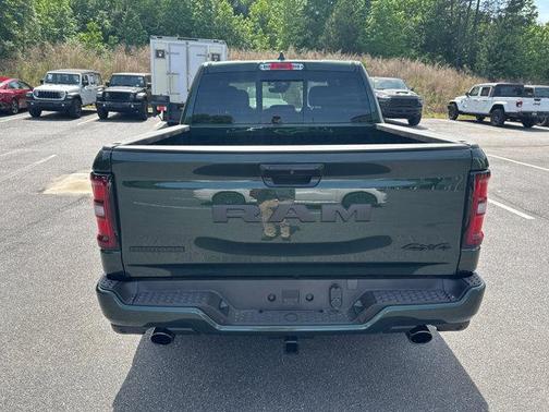 Serrano Green Metallic 2026 RAM 1500 Big Horn/Lone Star