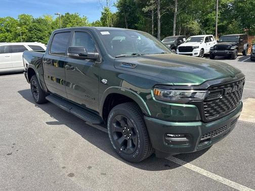 Serrano Green Metallic 2026 RAM 1500 Big Horn/Lone Star