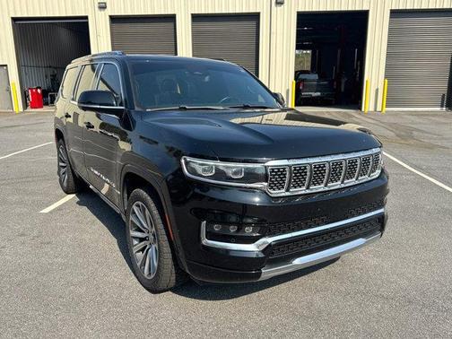 Diamond Black Crystal Pearlcoat 2023 Jeep Grand Wagoneer Series II 4x4