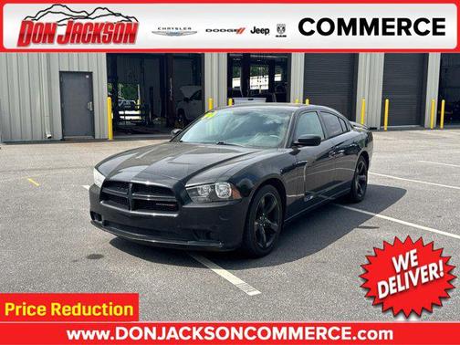 Pitch Black 2014 Dodge Charger SXT