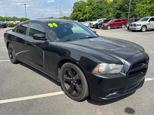 Pitch Black 2014 Dodge Charger SXT