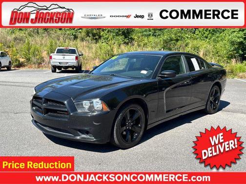 Pitch Black 2014 Dodge Charger SXT