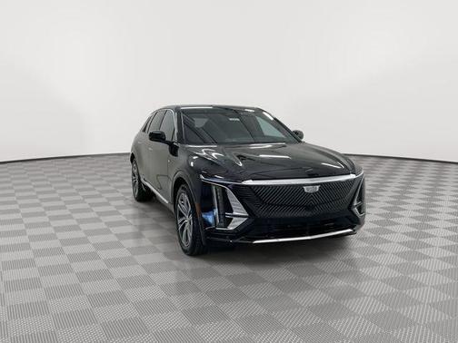 Stellar Black Metallic 2026 Cadillac LYRIQ Luxury