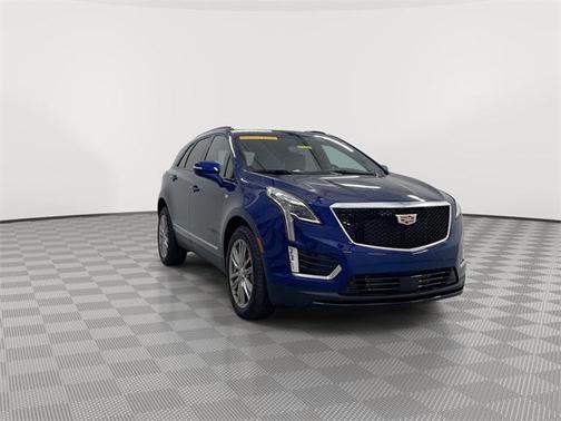 2025 Cadillac XT5 Sport
