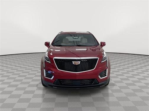 2025 Cadillac XT5 Sport