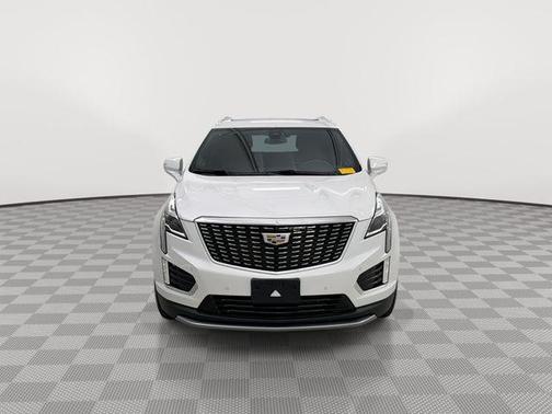 Crystal White Tricoat 2022 Cadillac XT5 Premium Luxury