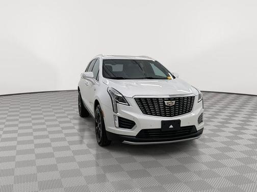 Crystal White Tricoat 2022 Cadillac XT5 Premium Luxury