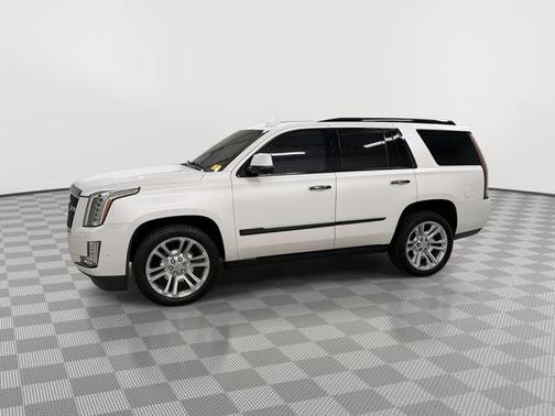 Crystal White Tricoat 2019 Cadillac Escalade Premium Luxury
