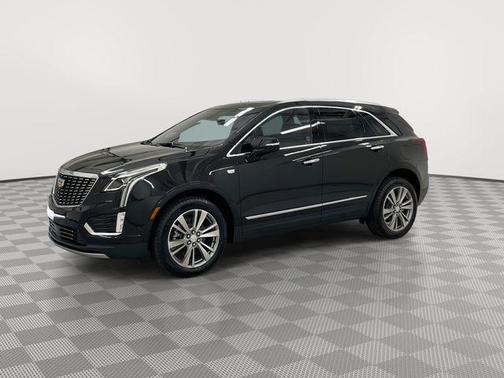Stellar Black Metallic 2025 Cadillac XT5 Premium Luxury