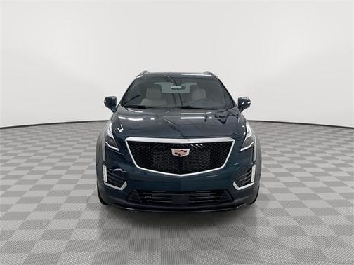 2025 Cadillac XT5 Sport