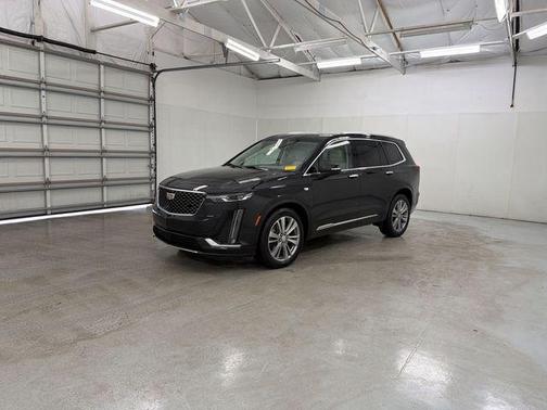 2024 Cadillac XT6 Premium Luxury AWD