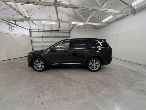 2024 Cadillac XT6 Premium Luxury AWD