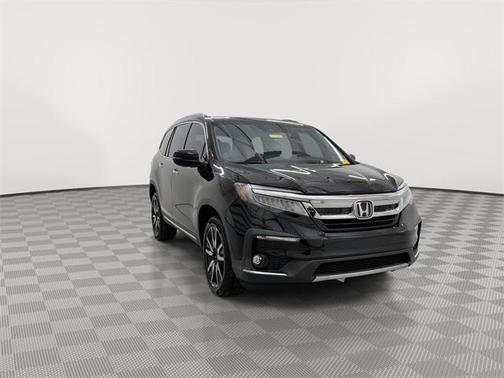2019 Honda Pilot Touring 8-Passenger