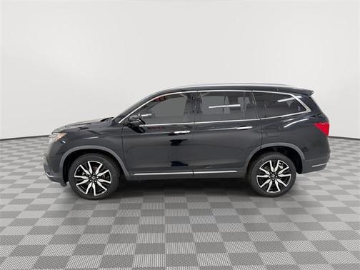 2019 Honda Pilot Touring 8-Passenger