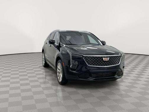 Stellar Black Metallic 2025 Cadillac XT4 Premium Luxury