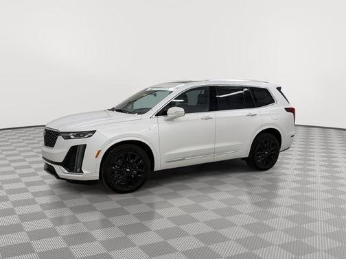 Crystal White Tricoat 2024 Cadillac XT6 Luxury AWD