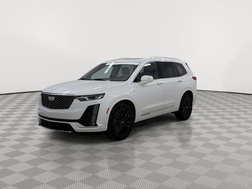 Crystal White Tricoat 2024 Cadillac XT6 Luxury AWD