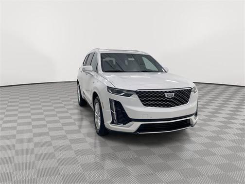 2025 Cadillac XT6 Luxury AWD
