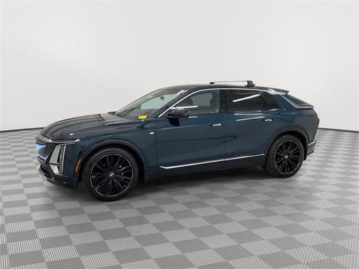 2025 Cadillac LYRIQ Luxury