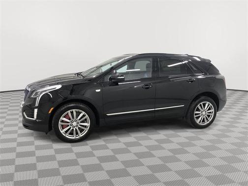 2025 Cadillac XT5 Sport