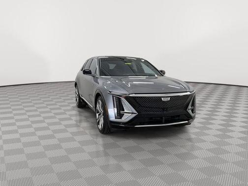 Argent Silver Metallic 2025 Cadillac LYRIQ Luxury